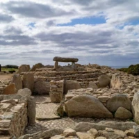Roadtrip en Bretagne : Menez Dregan, trésor archéologique © Myriam Muesser