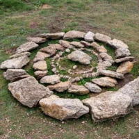 Roadtrip en Bretagne : Menez Dregan, trésor archéologique © Myriam Muesser